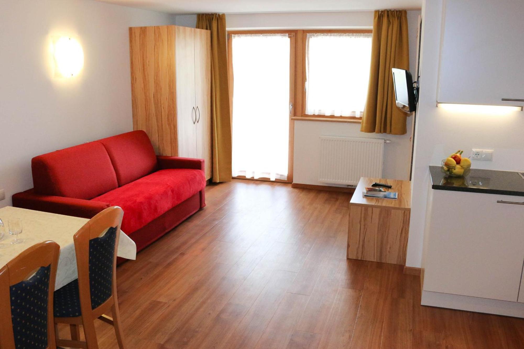 Apartment Pichlerhof San Lorenzo di Sebato Room photo